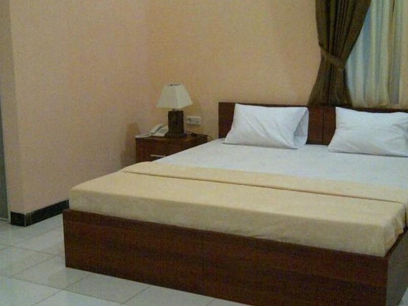 Mirda Gratia Hotel & Convention Cisarua Exterior photo